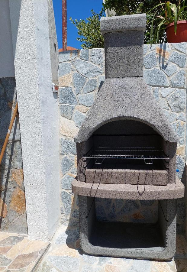 Apartmani Jovan Ulcinj Exterior photo